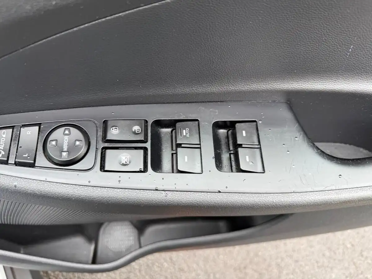 2018-hyundai-tucson-16-gdi-blue-drive-se-nav-big-14