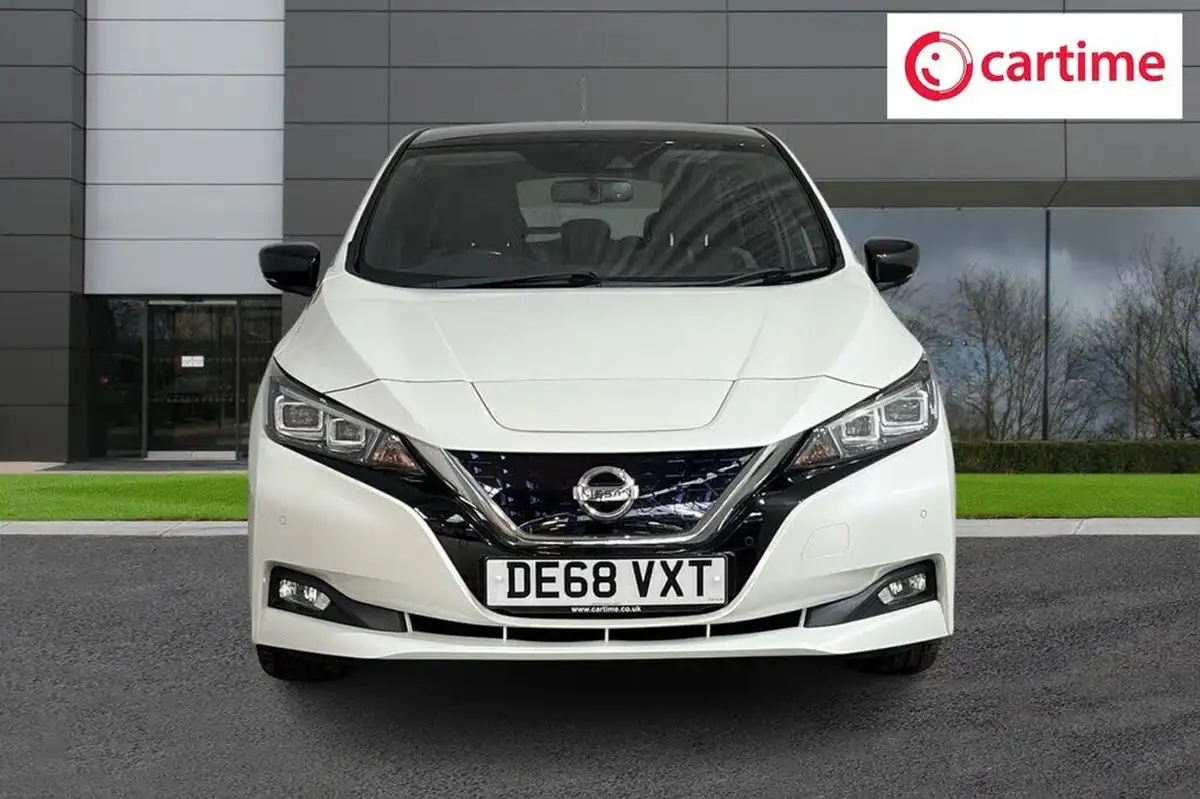2018-nissan-leaf-e-tekna-110kw-big-4