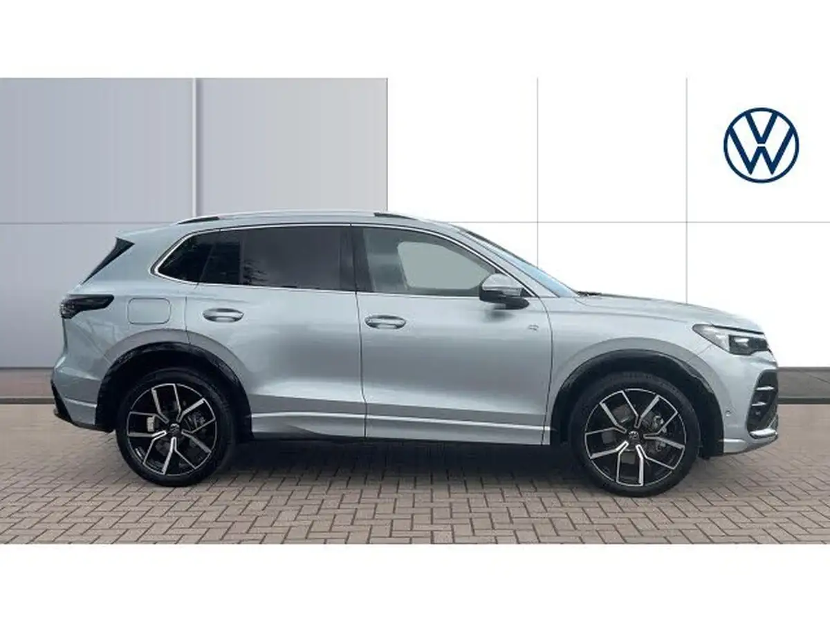 2024-volkswagen-tiguan-15-tsi-r-line-272ps-ehybrid-big-3