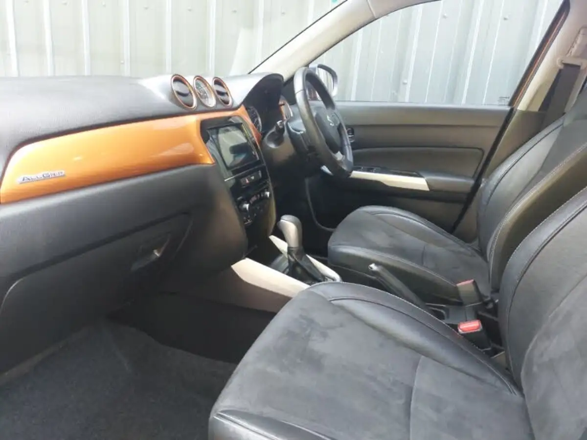 2016-suzuki-vitara-16-sz5-allgrip-auto-big-4