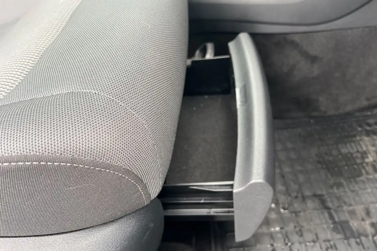2019-volkswagen-golf-sv-15-tsi-match-130ps-ss-big-38