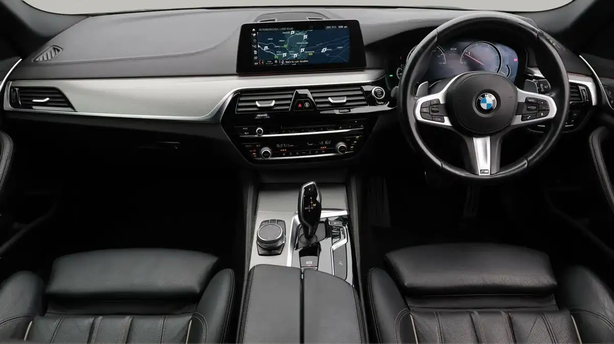 2017-bmw-5-series-20td-520d-m-sport-touring-5d-big-13