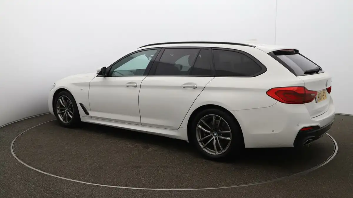 2017-bmw-5-series-20td-520d-m-sport-touring-5d-big-29