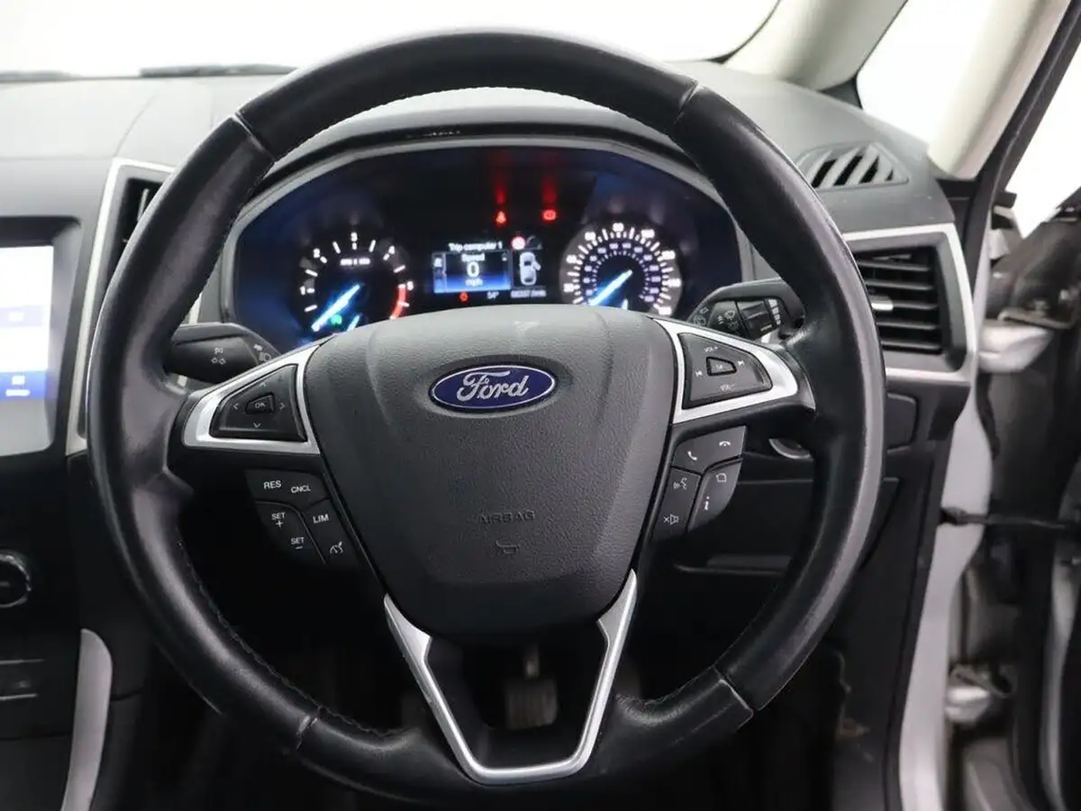 2020-ford-galaxy-20-zetec-big-15