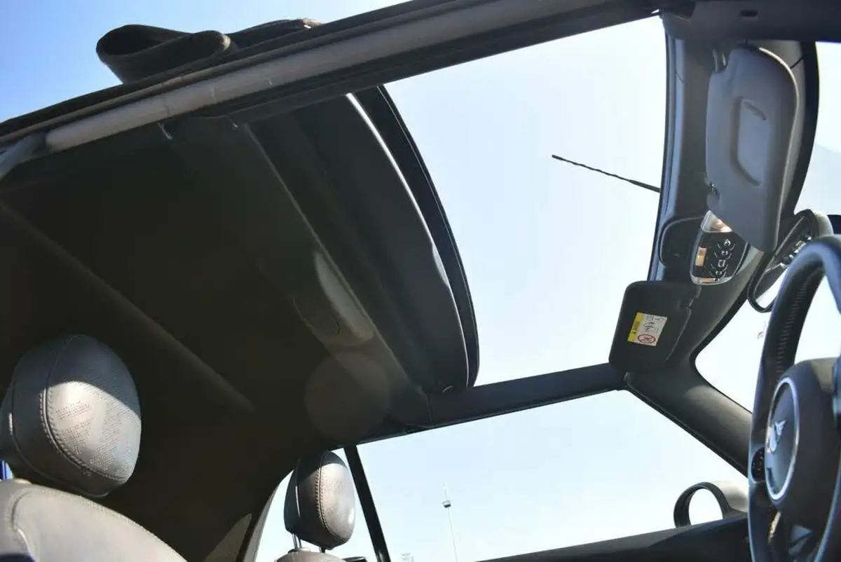 2021-mini-cooper-15-cooper-exclusive-convertible-2d-auto-big-24