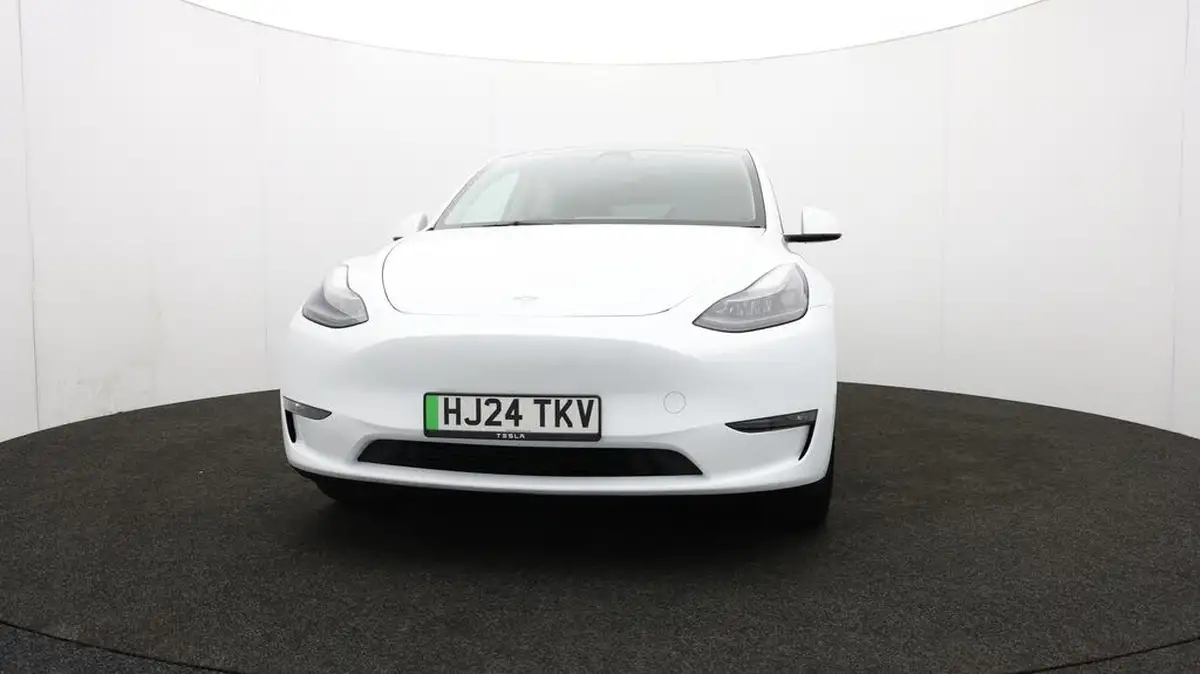 2024-tesla-model-y-e-long-range-306bhp-awd-big-51
