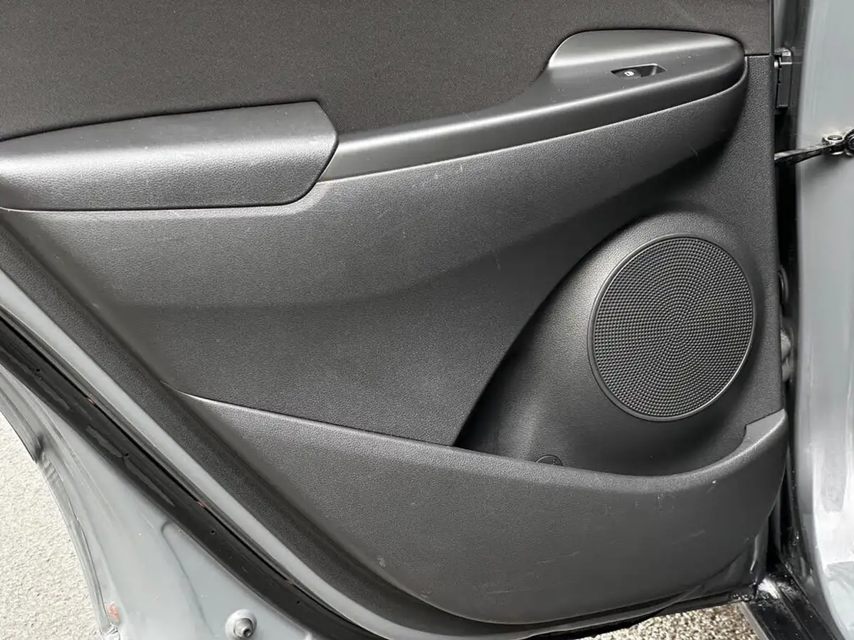 2020-hyundai-kona-16-gdi-premium-big-56