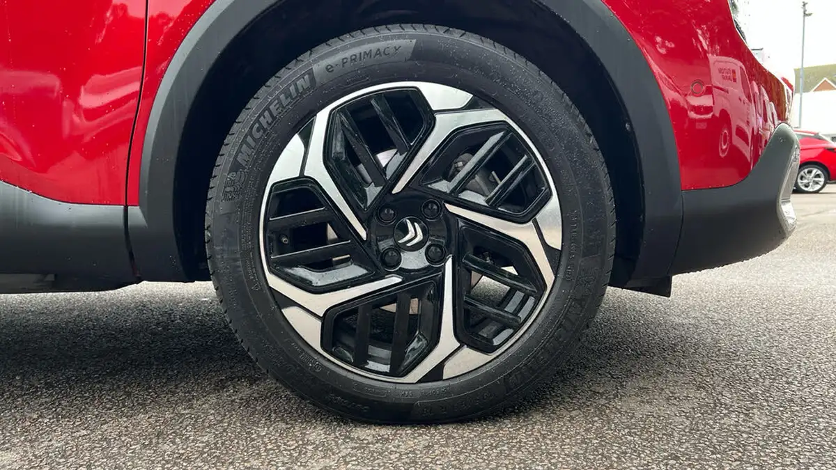 2024-citroen-c4-12-puretech-max-130ps-ss-eat8-big-15