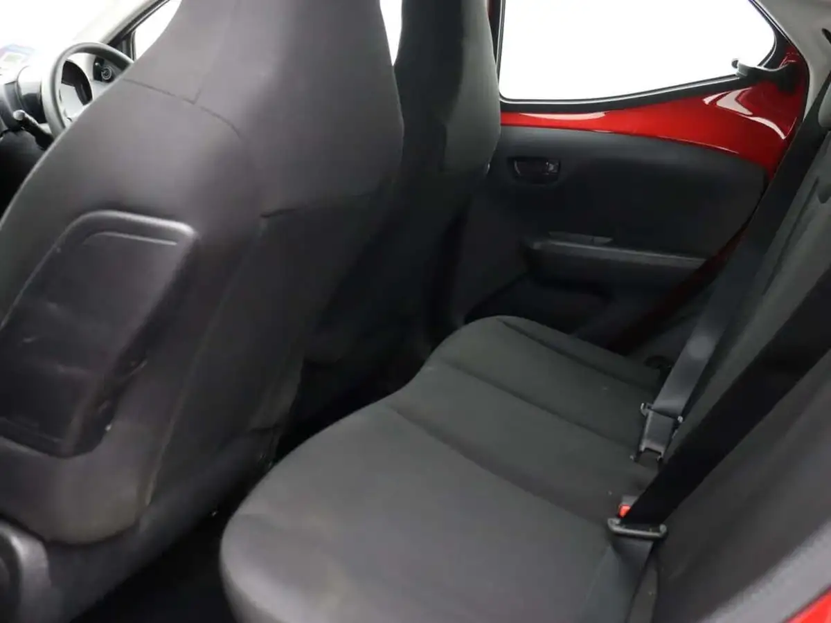 2019-toyota-aygo-10-vvt-i-x-5d-big-12