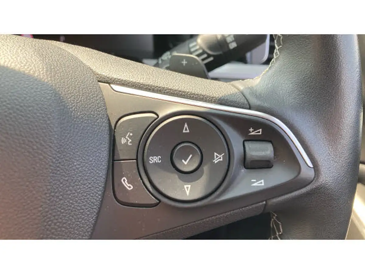 2022-vauxhall-grandland-12-ultimate-auto-big-22