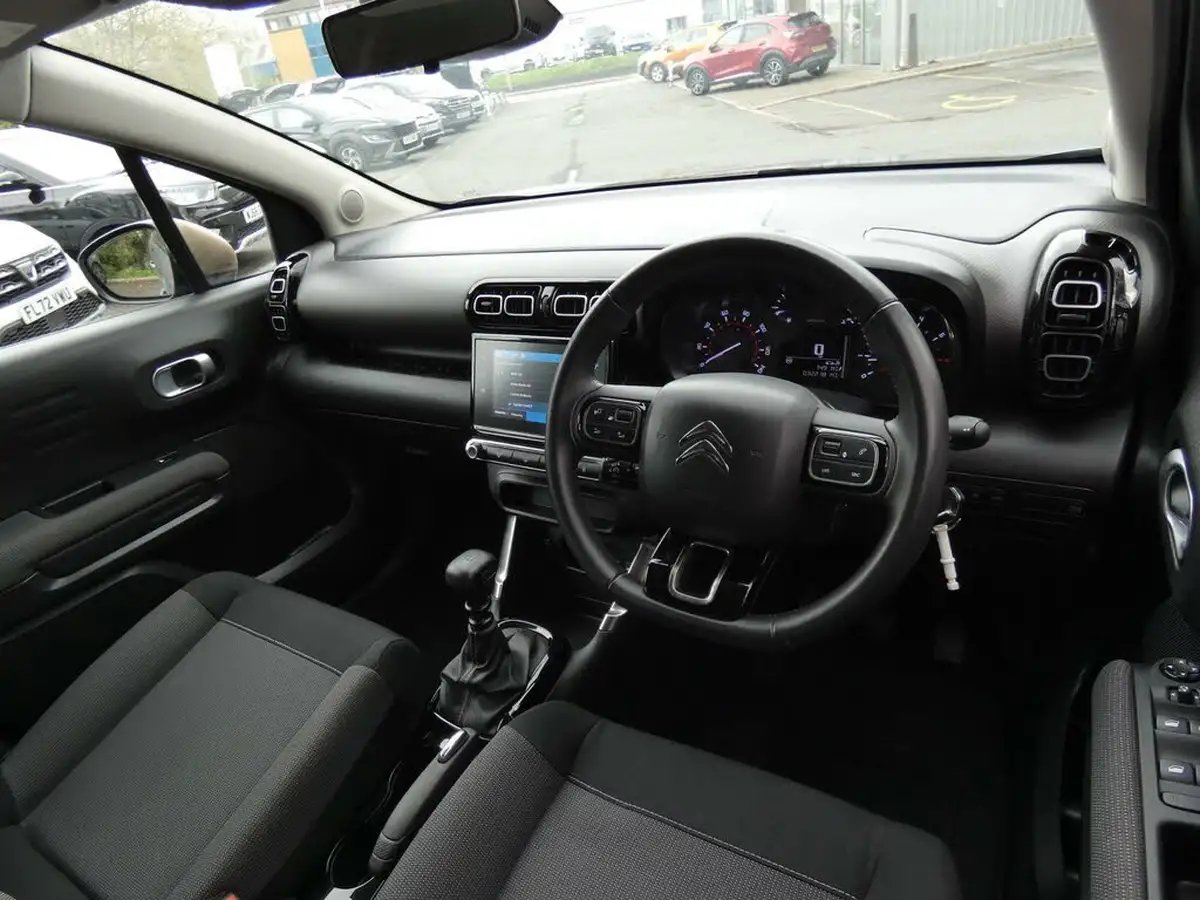 2022-citroen-c3-aircross-12-puretech-c-series-edition-big-1