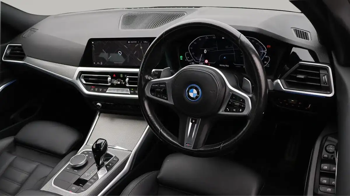 2022-bmw-3-series-20-330e-m-sport-pro-pack-saloon-4d-big-9