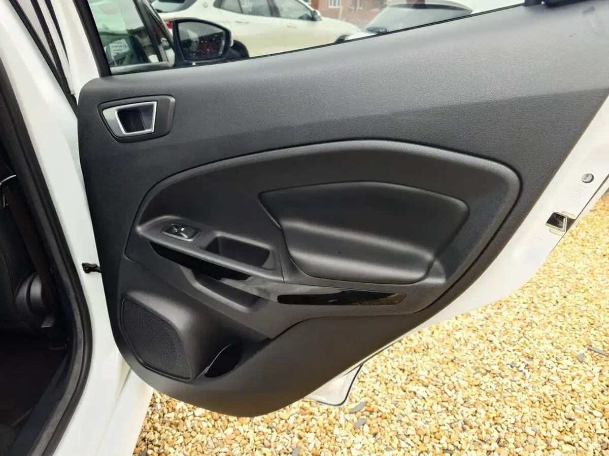 2019-ford-ecosport-10t-st-line-125ps-big-29
