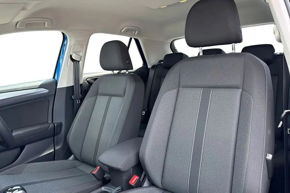 2024-volkswagen-t-roc-15-tsi-match-dsg-big-14