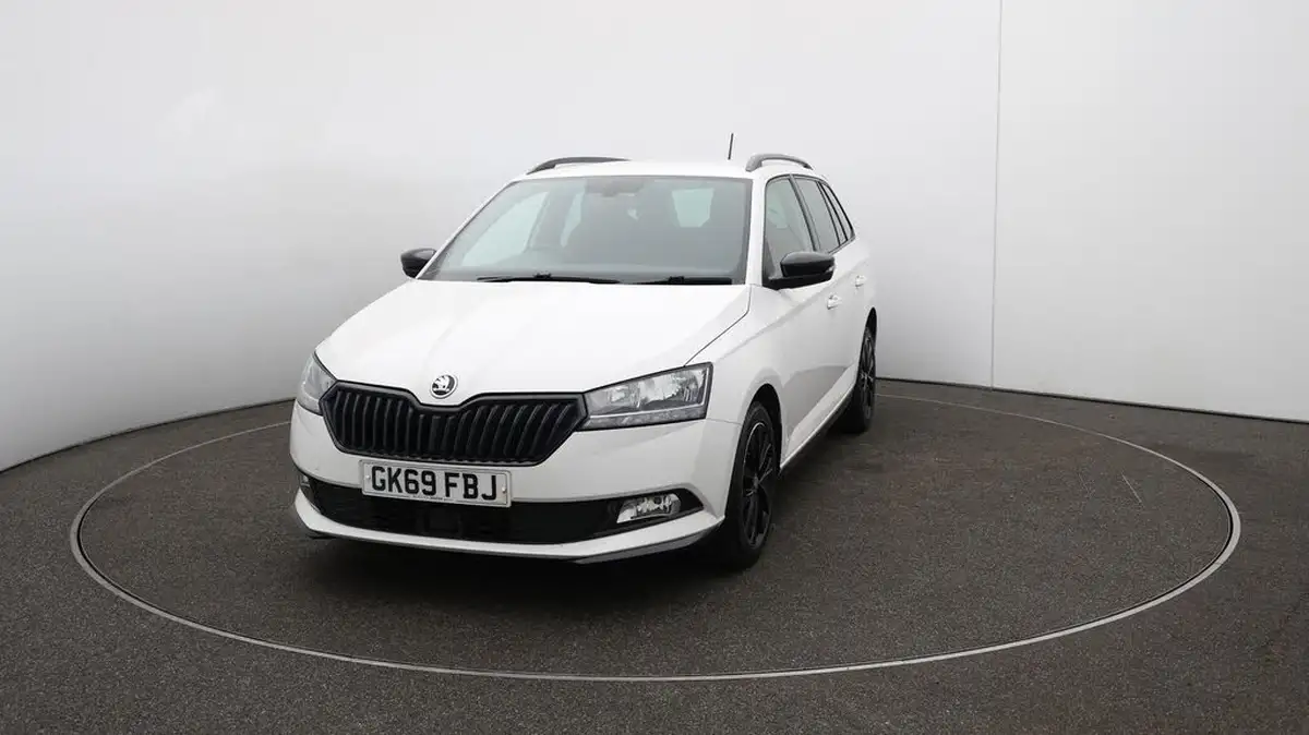 2019-skoda-fabia-10-tsi-monte-carlo-95ps-estate-big-31
