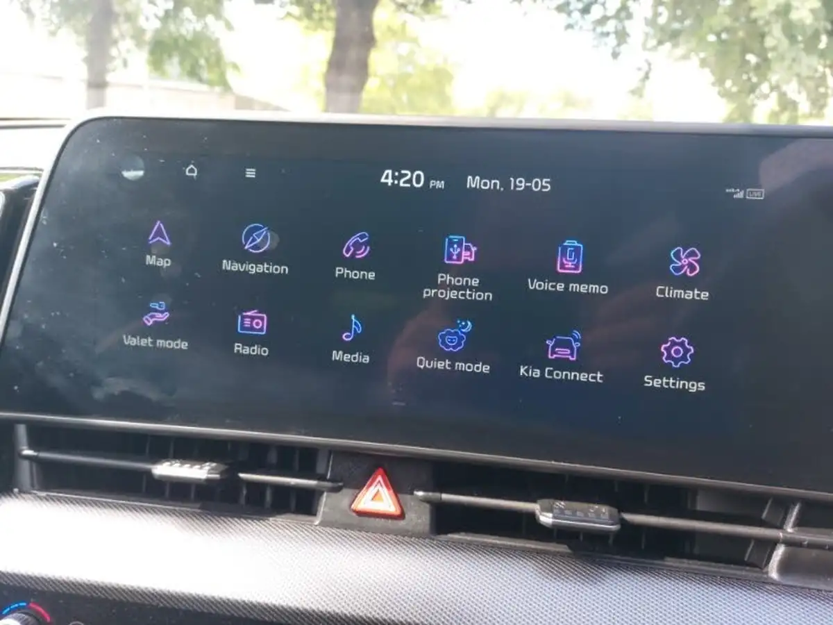 2023-kia-sportage-16-t-gdi-gt-line-148bhp-big-13