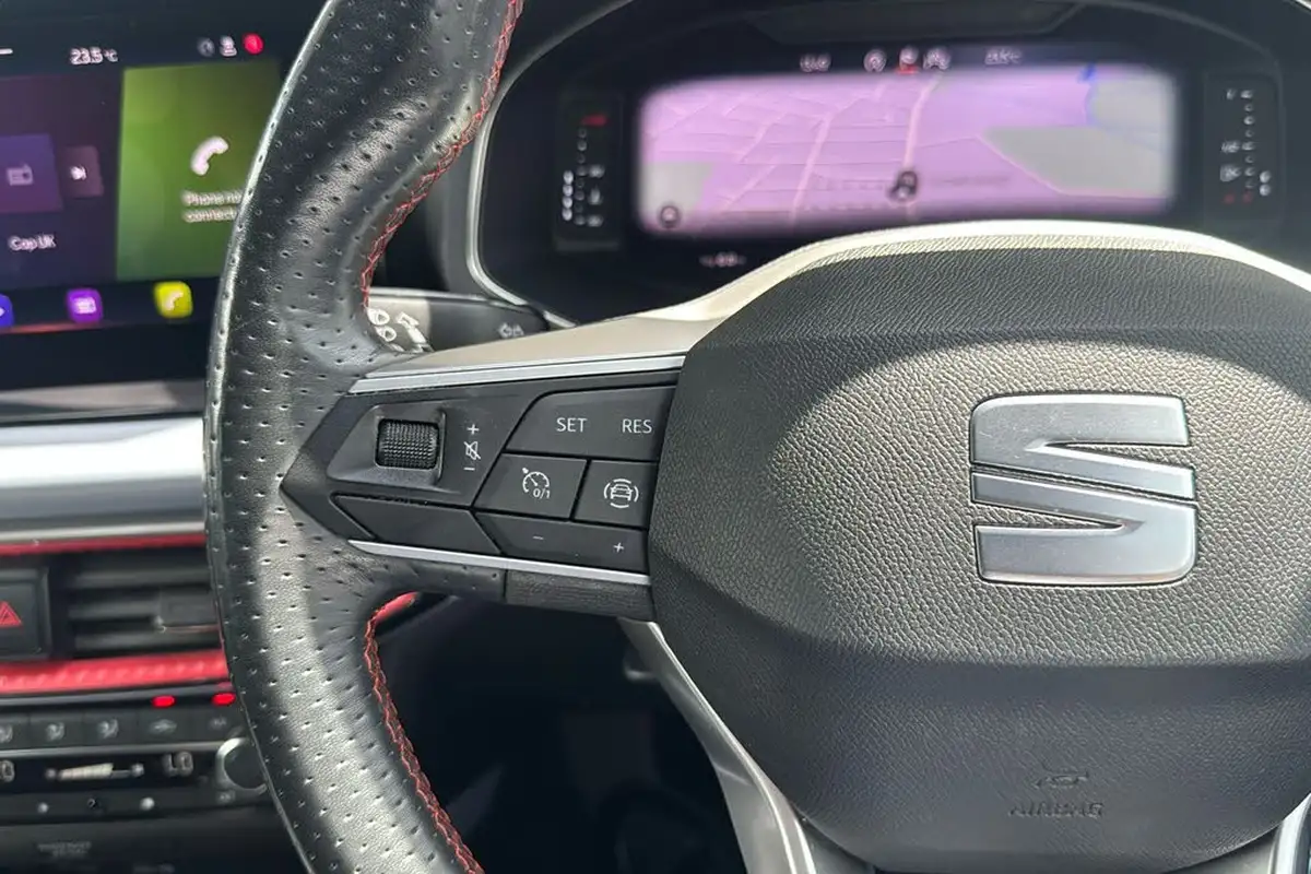 2022-seat-arona-10-tsi-fr-sport-big-37