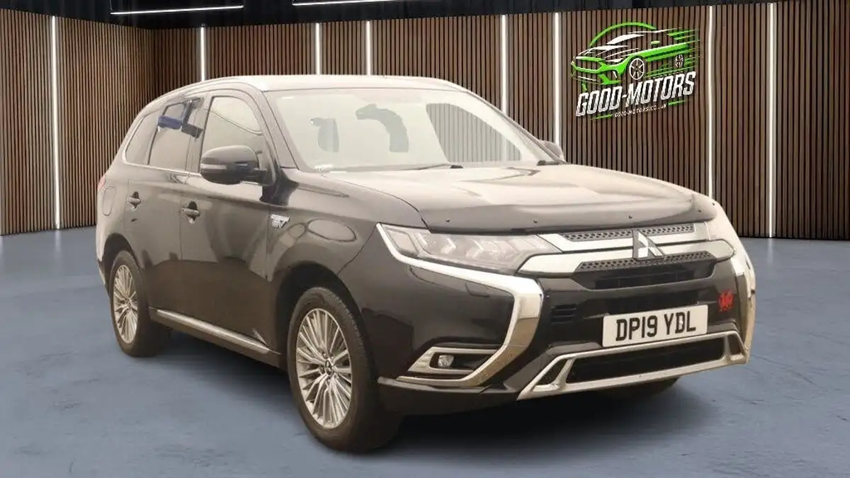 2019-mitsubishi-outlander-24-4h-phev-big-2