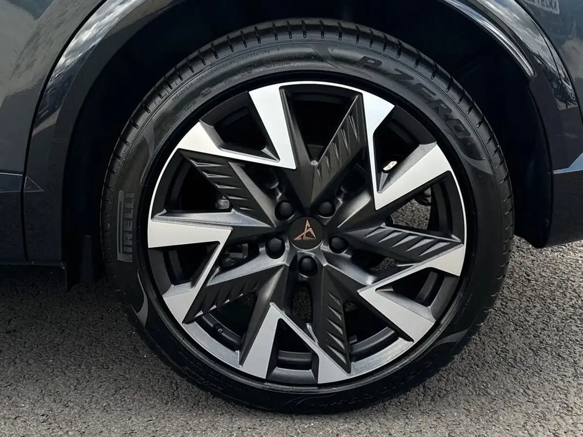 2025-cupra-formentor-15-e-hybrid-v2-big-20