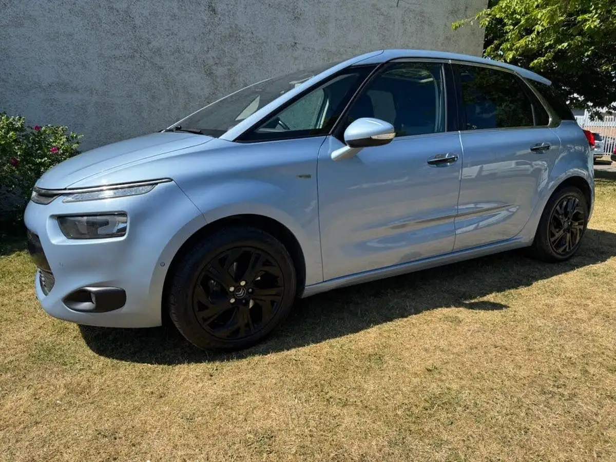 2016-citroen-c4-picasso-16bluehdi-exclusive-eat6-big-6