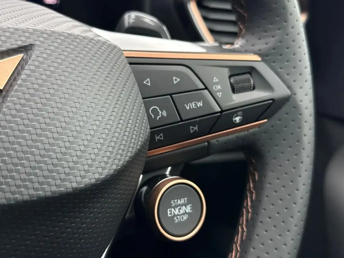 2025-cupra-formentor-15-e-hybrid-v2-big-48