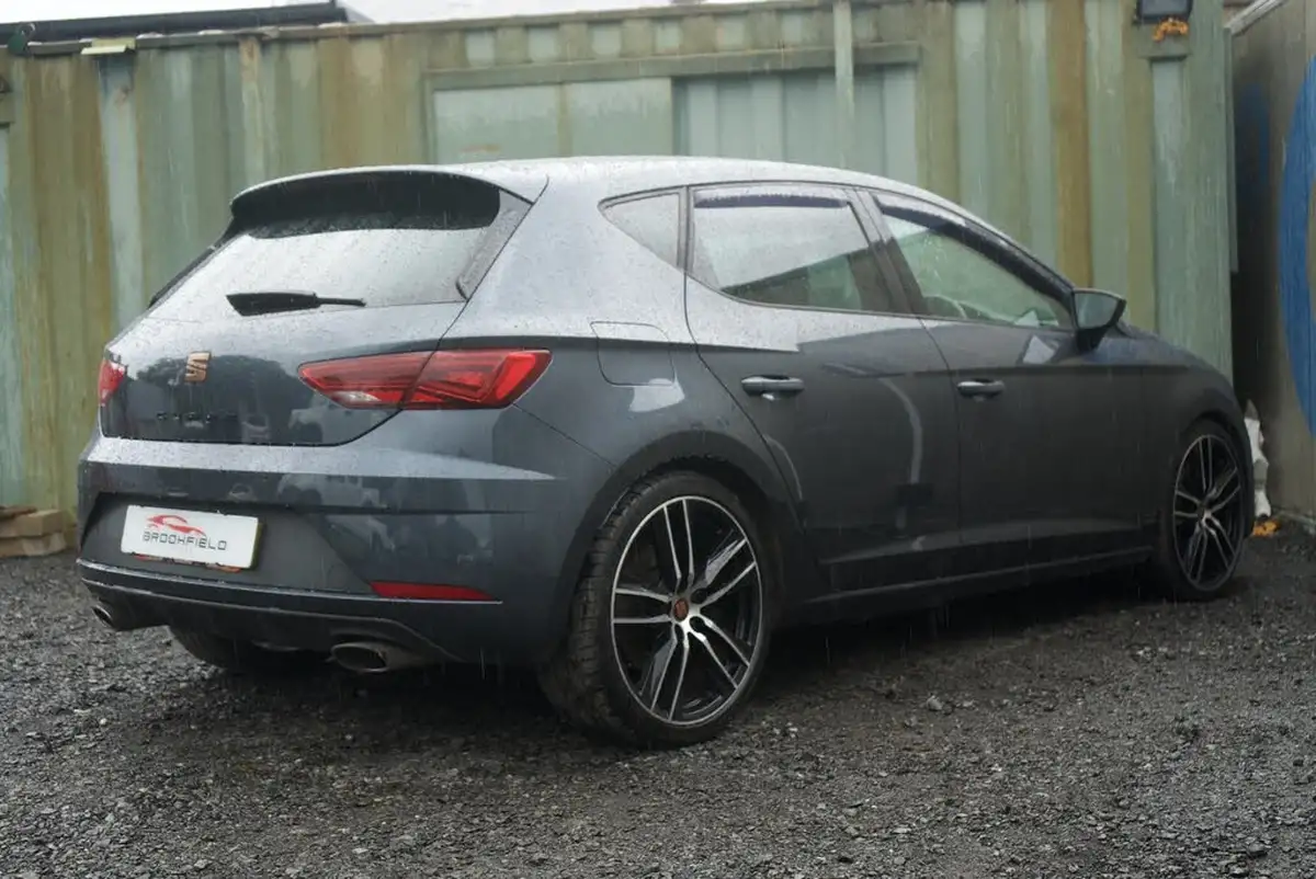 2019-seat-leon-20-tsi-cupra-lux-ss-big-16