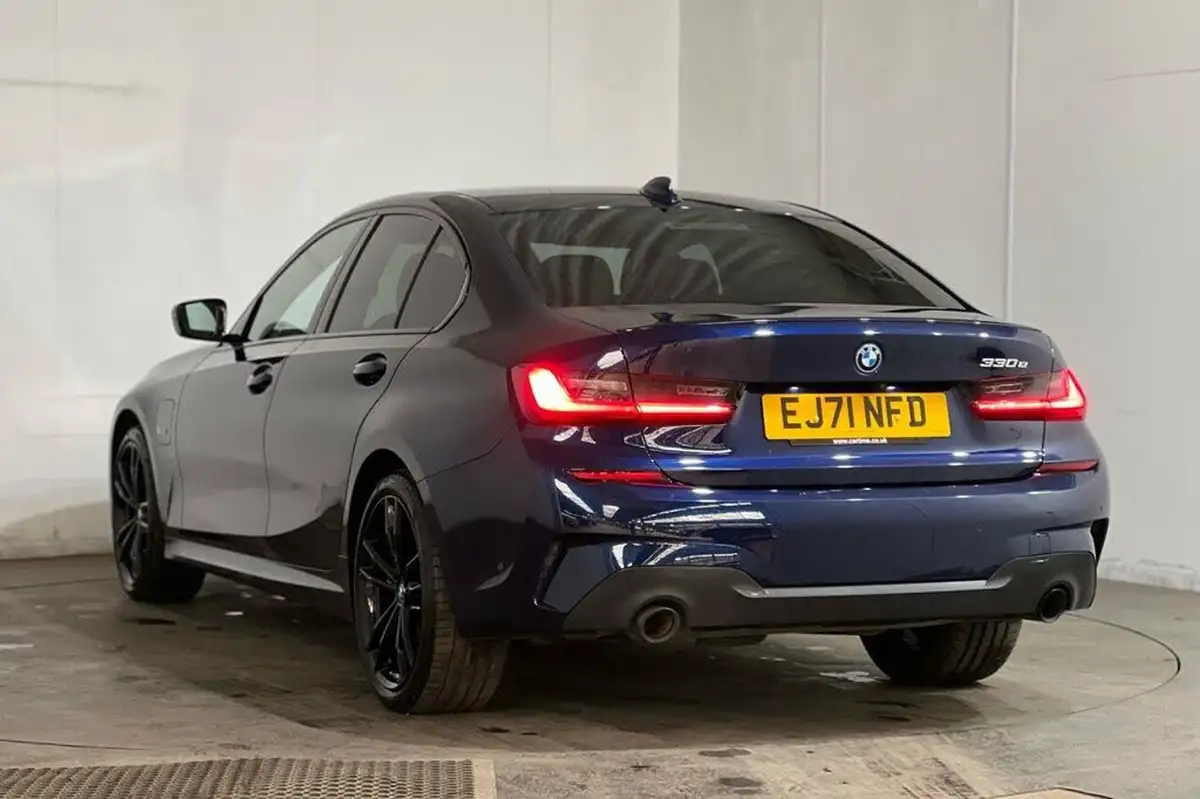 2021-bmw-3-series-20-330e-m-sport-pro-edition-saloon-4d-big-18