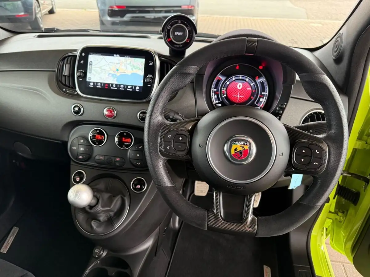 2021-abarth-595-14-tjet-competizione-big-5