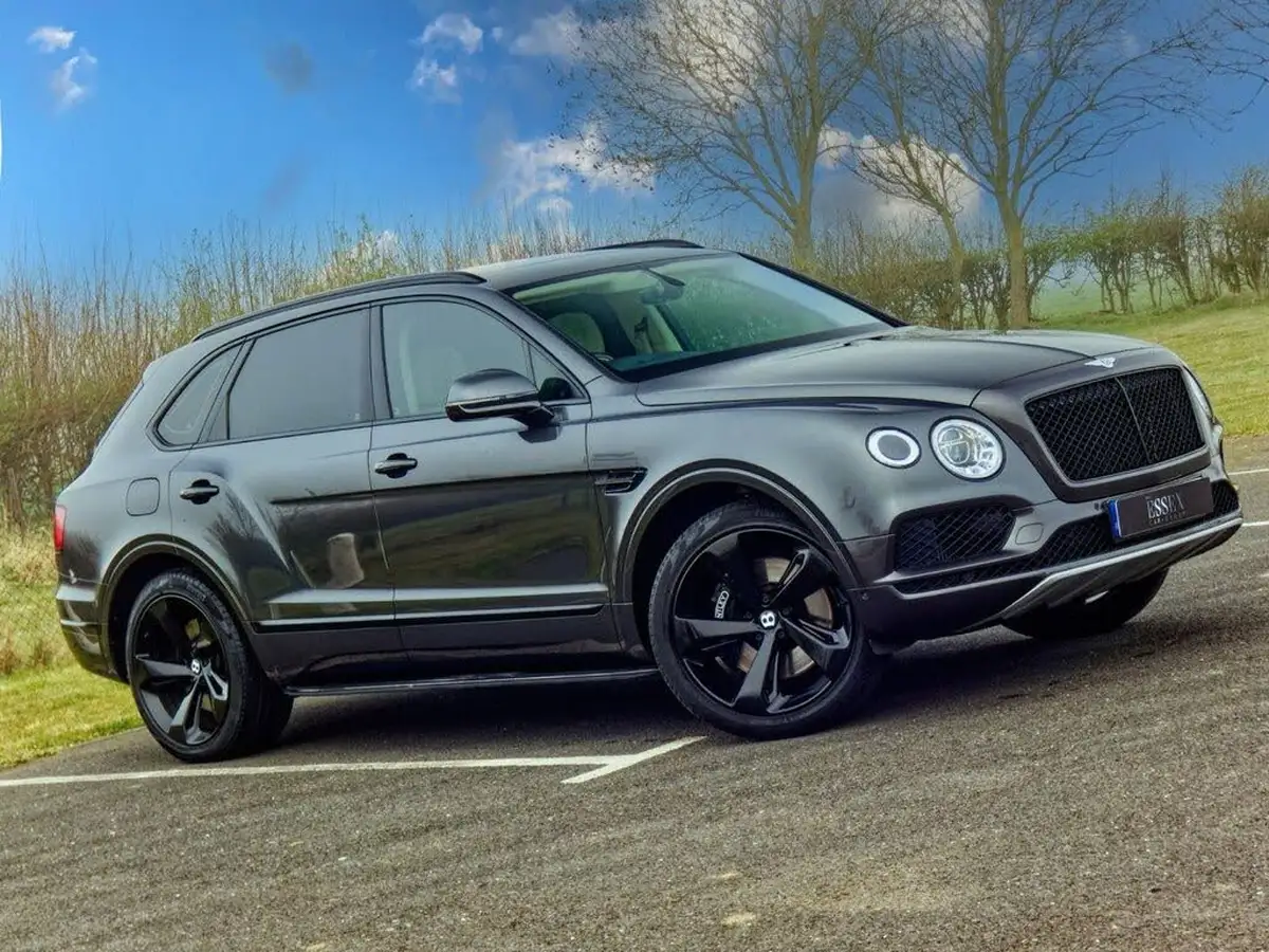 2017-bentley-bentayga-40-diesel-big-1