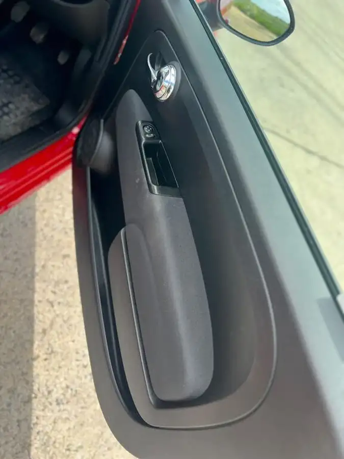 2019-fiat-500-12-lounge-big-11