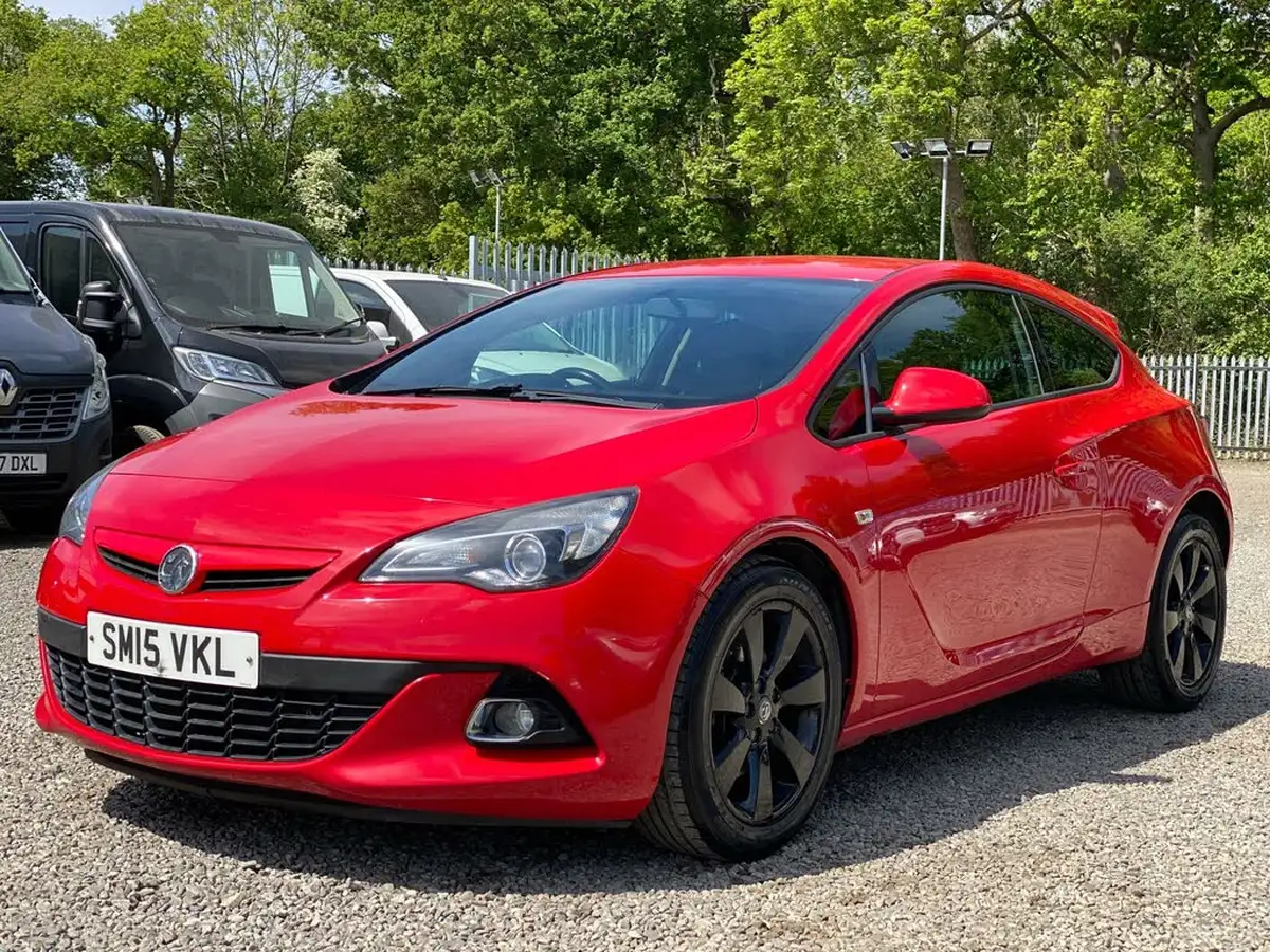 2015-vauxhall-gtc-16-limited-edition-big-2