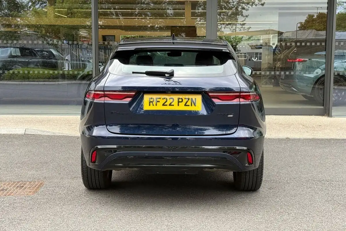 2022-jaguar-f-pace-20-p400e-r-dynamic-se-big-7