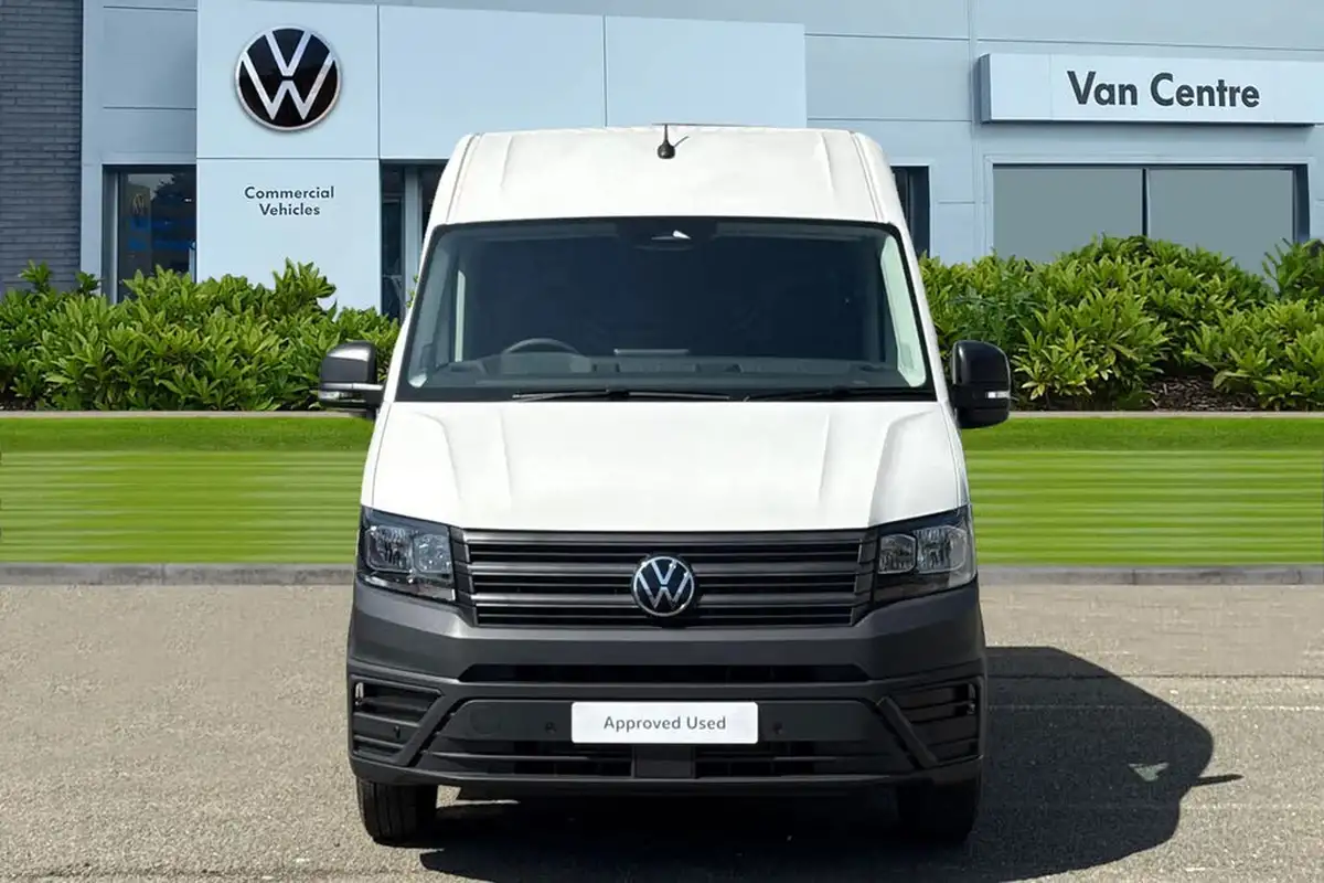 2024-volkswagen-crafter-20tdi-cr35-mwb-commerce-140pseu6d-panel-van-big-5