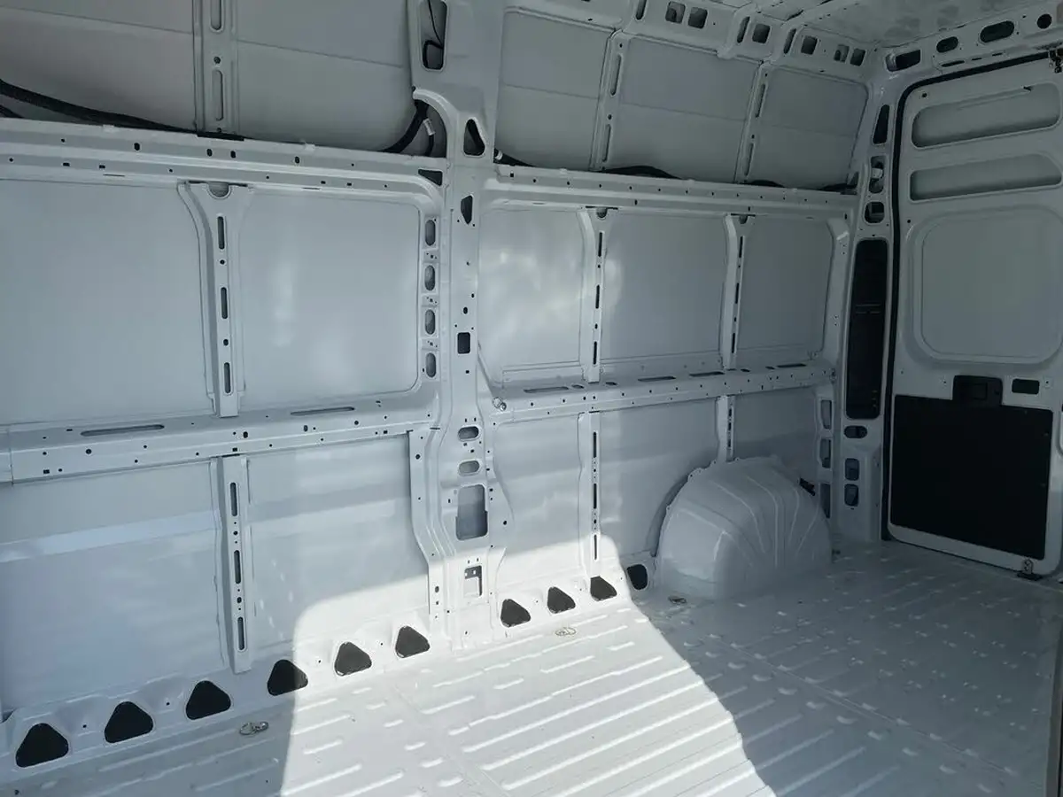 2024-vauxhall-movano-big-10