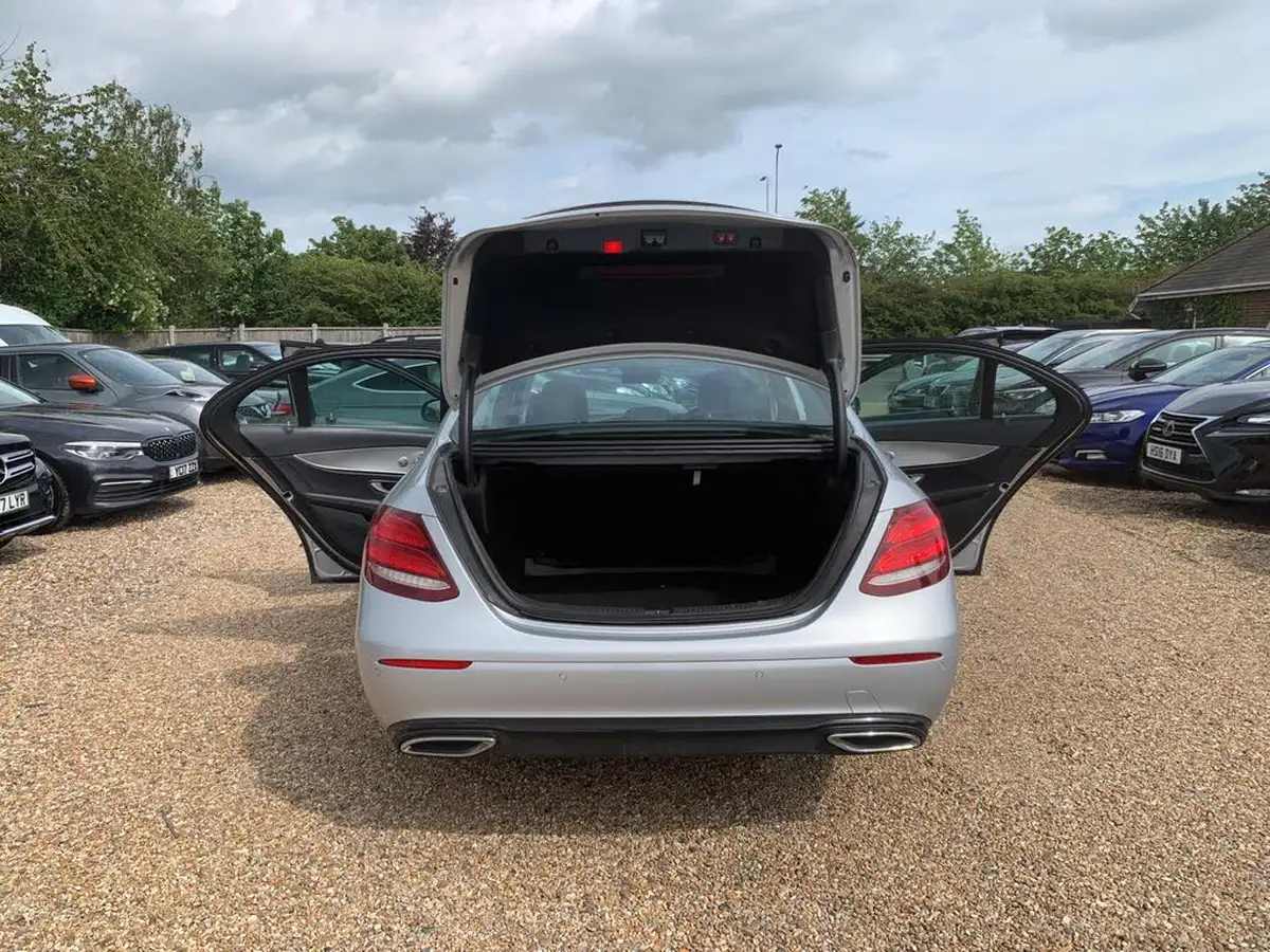 2018-mercedes-benz-e-class-20d-e220d-se-premium-plusss-saloon-4d-big-48