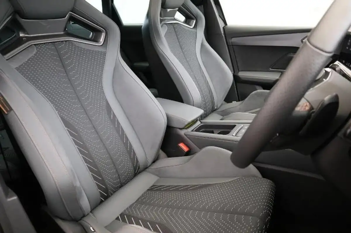 2025-cupra-leon-nf-20-tsi-vz3-333ps-estate-4drive-big-10
