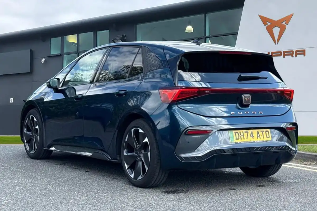 2024-cupra-born-e-v2-230ps-58kwh-e-boost-big-1