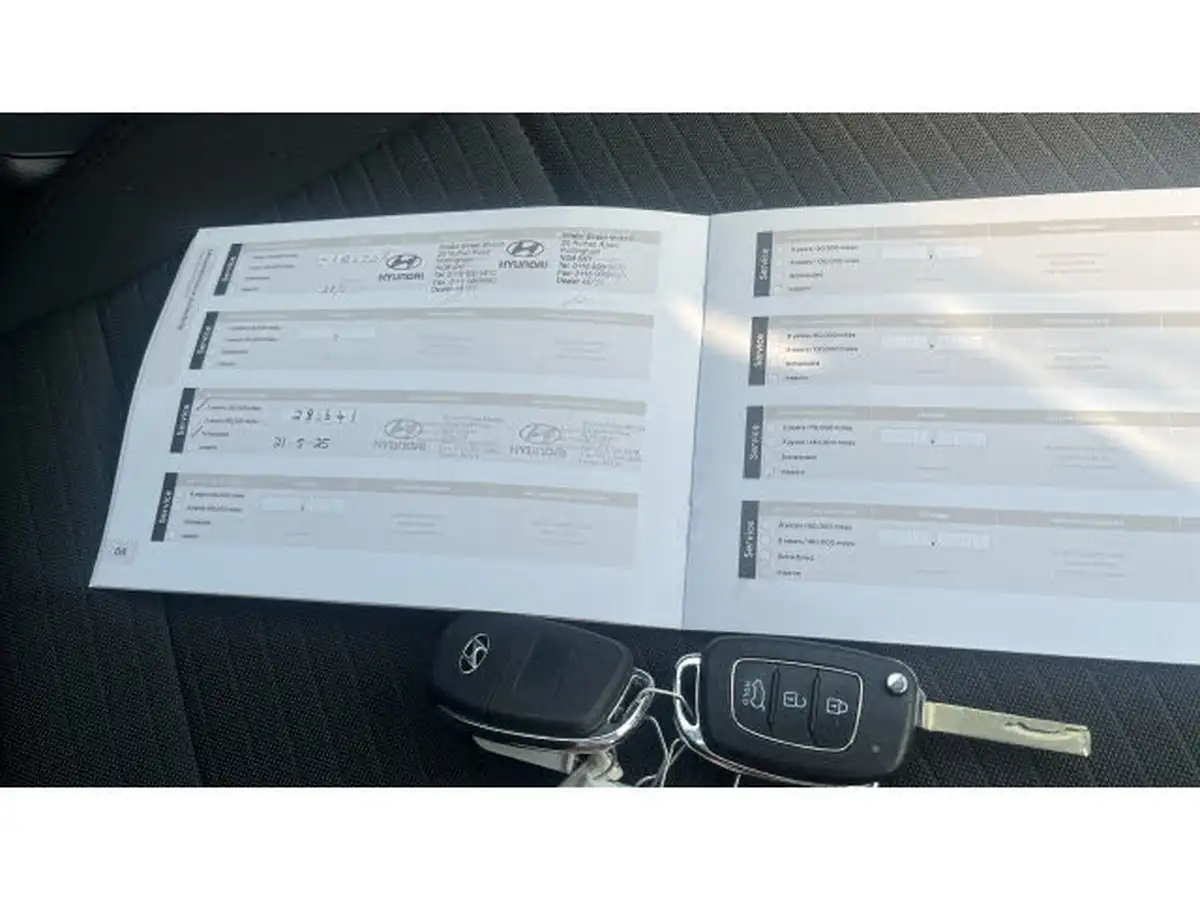 2022-hyundai-i20-10-t-gdi-se-connect-eclutch-imt-big-18