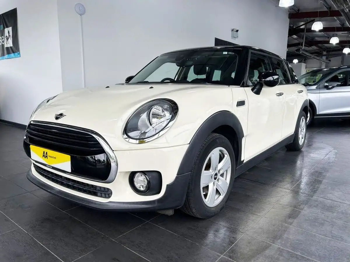 2018-mini-clubman-15-cooper-classic-ss-big-5