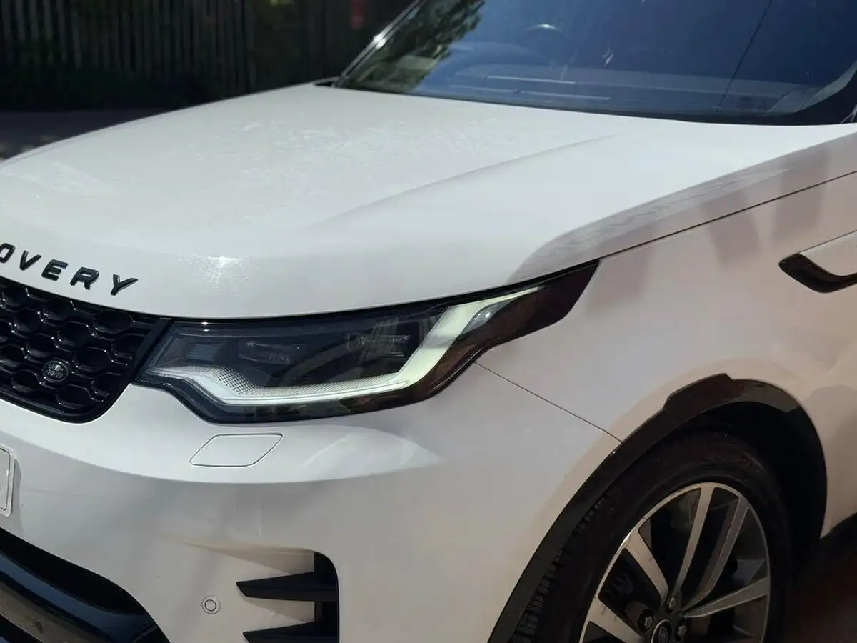 2021-land-rover-discovery-30-d300-r-dynamic-se-big-40
