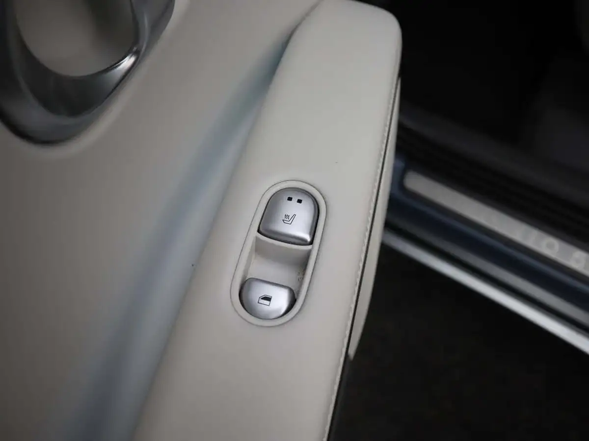 2022-hyundai-ioniq-5-e-ultimate-217ps-73kwh-rwd-big-18
