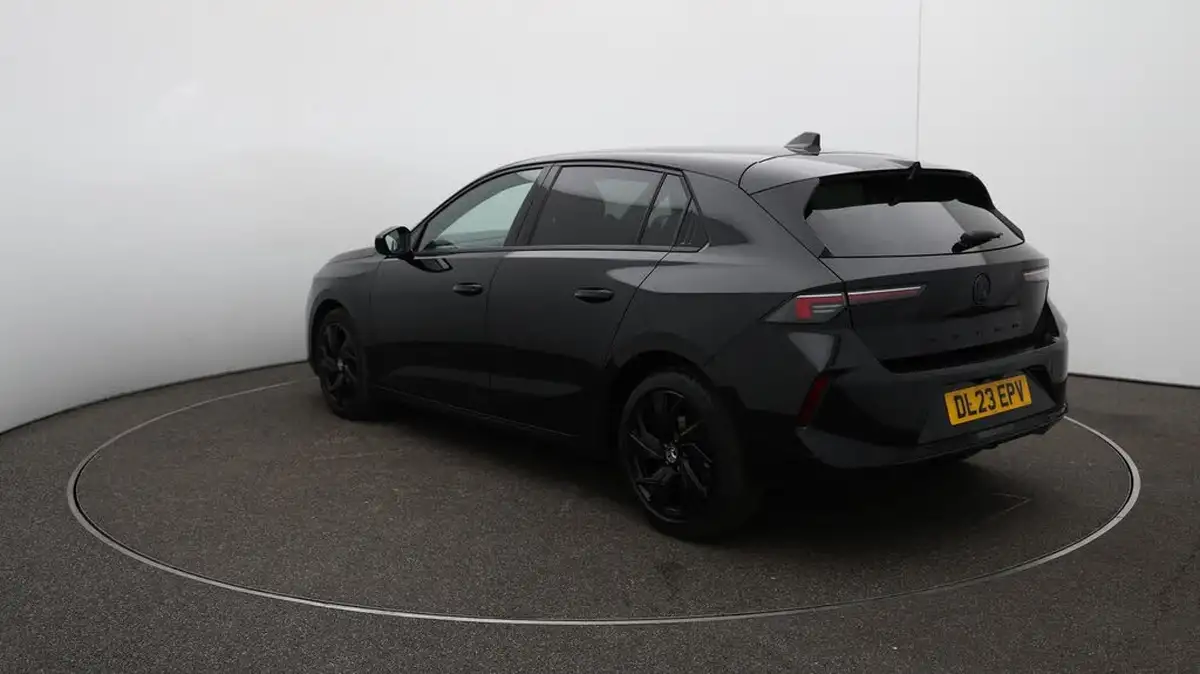 2023-vauxhall-astra-12-turbo-gs-hatchback-auto-big-54