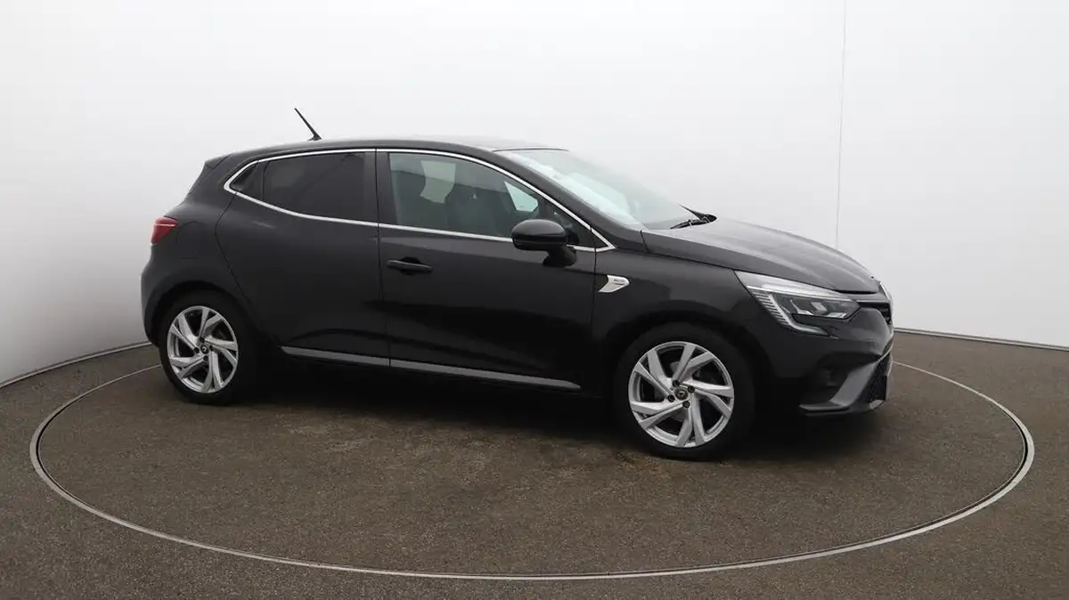2020-renault-clio-13-tce-rs-line-big-46