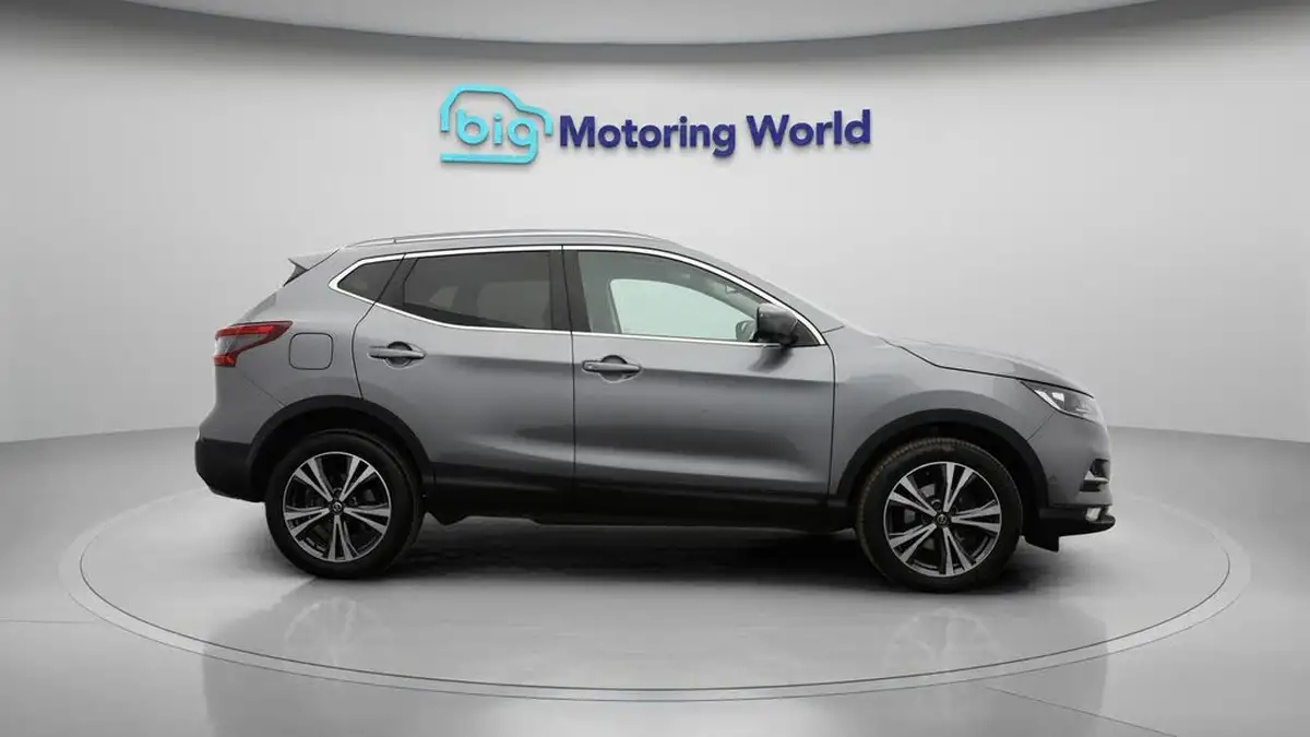 2019-nissan-qashqai-13-dig-t-n-connecta-160ps-propilotheat-pack-dct-big-8
