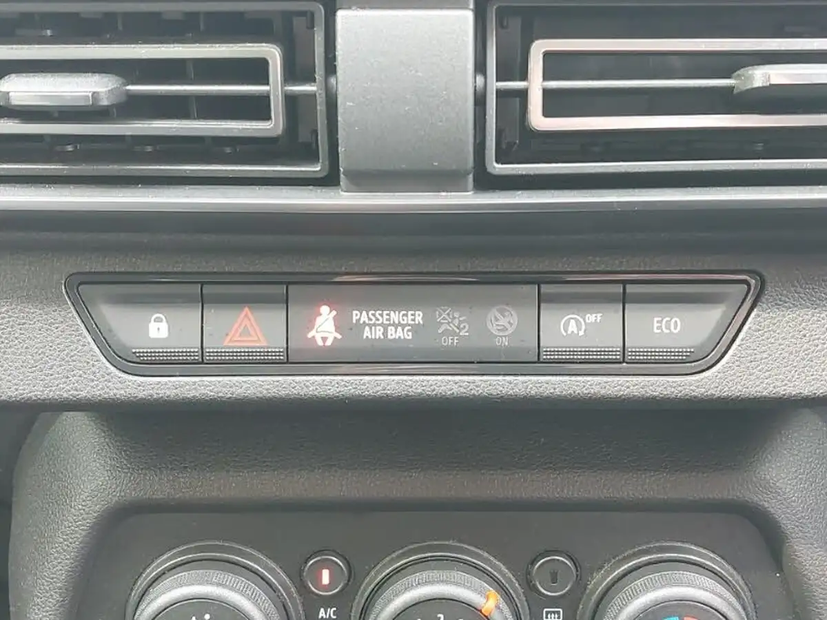 2022-dacia-sandero-10-tce-comfort-90bhp-big-14