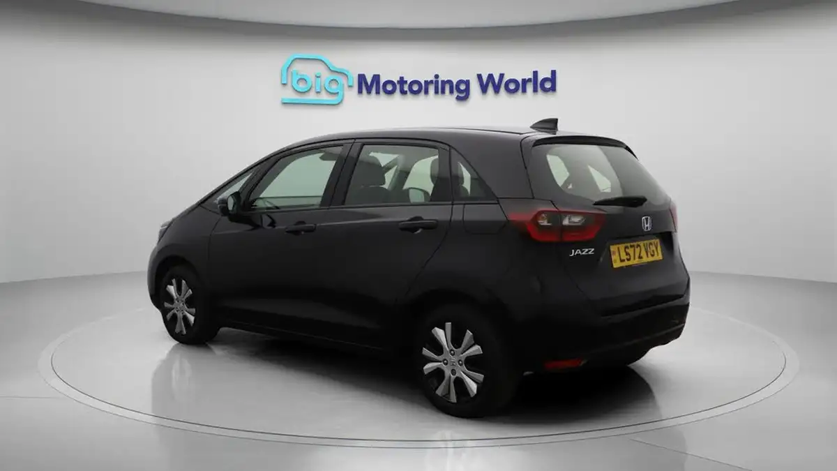 2022-honda-jazz-15-i-mmd-sr-109ps-big-5