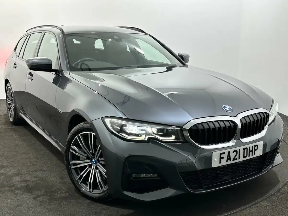 2021-bmw-3-series-20-330e-m-sport-touring-5d-big-54