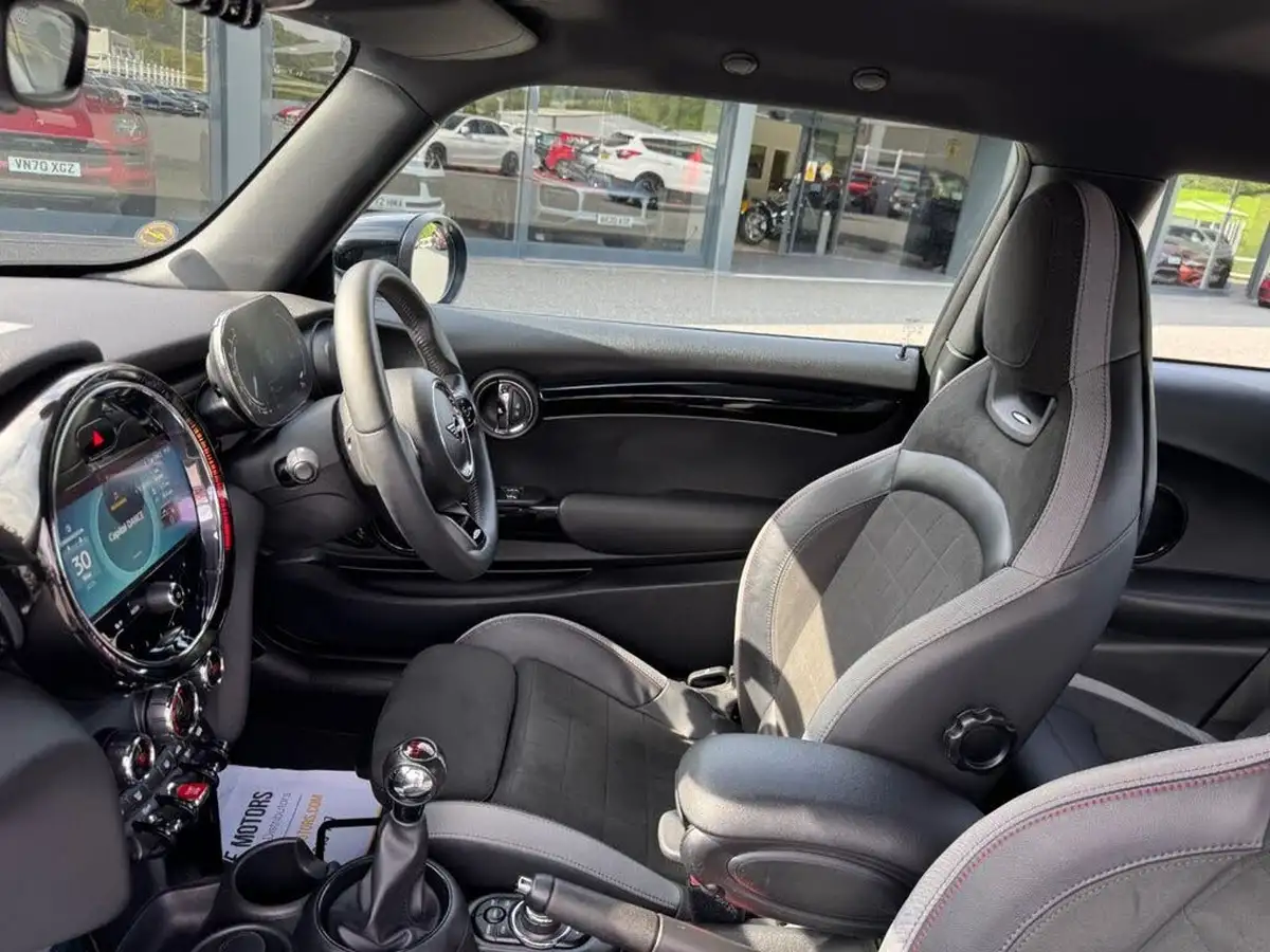2022-mini-cooper-15-cooper-sport-hatchback-3d-big-17