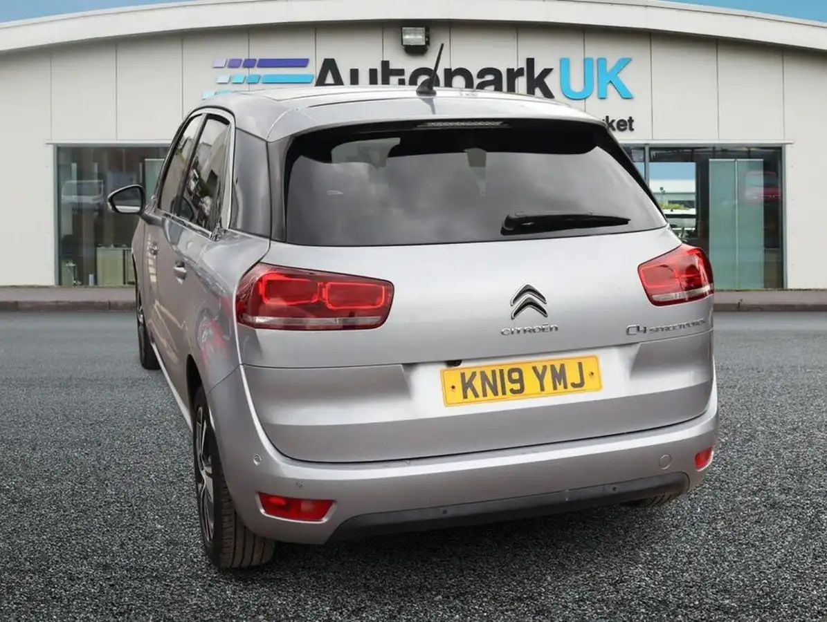 2019-citroen-c4-spacetourer-15bluehdi-flair-big-4
