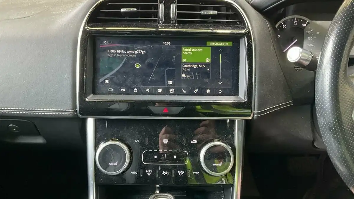 2019-jaguar-xe-20d-r-dynamic-s-big-7